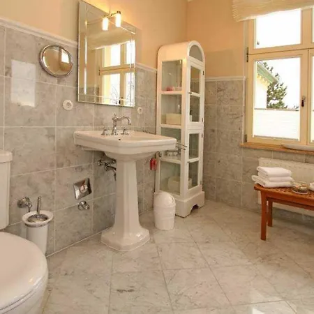 Schlossbauer, App 06 Remise Apartment *