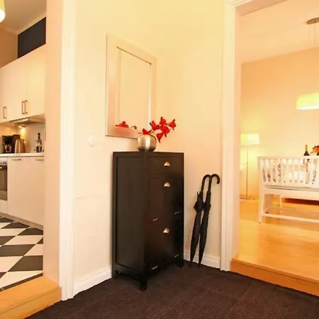 Schlossbauer, App 06 Remise Apartment *